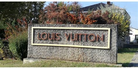 louis vuitton saint donat sur l'herbasse